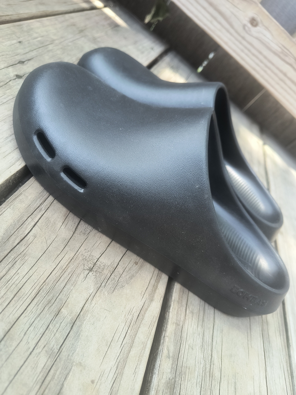 NEW Bombas Black Clog